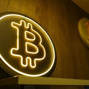 Bitcoin Retreats From Six-Week High as Iran Conflict Escalates