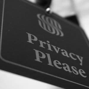 SEC Commissioner Peirce Urges Lawmakers To Protect Crypto Privacy Rights, Open-Source Developers
