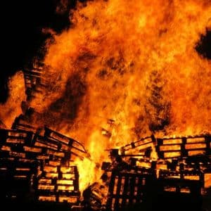 Industry Expert Predicts Complete Bitcoin Collapse – Here’s The Timeframe