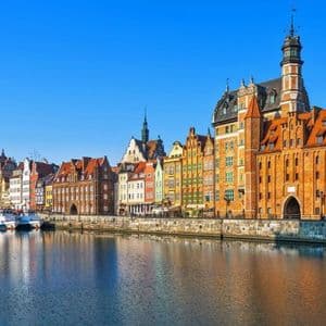 Crypto Industry Watches As Poland Advances Long-Delayed Regulatory Bill