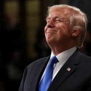 Bitcoin Drops Below $113K After Trump Announces New Tariffs