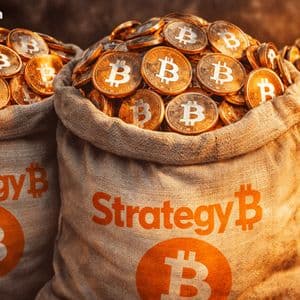 Saylor’s ‘Bigger Orange’ Hint Has Strategy Closing in on 700,000 BTC