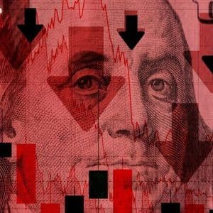 Peter Schiff Sees Bitcoin Setting up for Major Crash as Dollar Collapse Looms