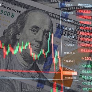 Tech Rout Drags US Equities Lower as BTC Breaks Below $67K