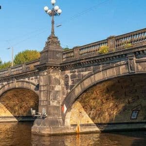 Lombard Launches Bitcoin Smart Accounts Linking Custody to DeFi