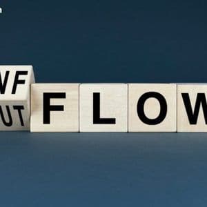 Blackrock Drives $331M Bitcoin ETF Outflow as XRP and Solana Funds Attract Inflows