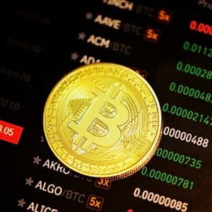 Bitcoin Price Eyes ATH With Falling Average Executed Order Size And Rising Retail Activity