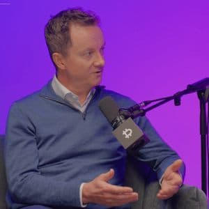 Bitcoin May Sink To $50K Before Rallying, Standard Chartered’s Kendrick Warns