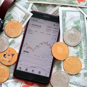 Signal That Led To Last 2 Altcoin Seasons Has Returned, And Here’s How Bitcoin Fits In