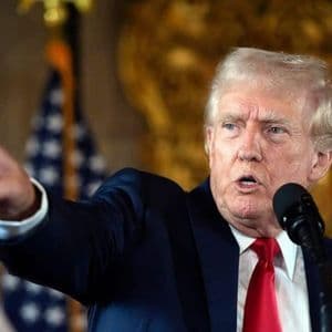 Bitcoin Price in the Crosshairs Again as Trump Threatens Canada With 100% Tariffs