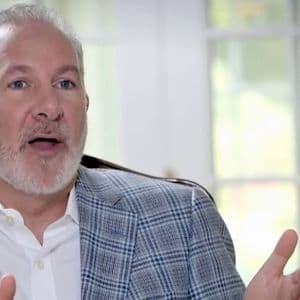 Peter Schiff Claims Vindication as Bitcoin Falls 30% Since 2025 Sell Call