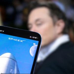 SpaceX targets blockbuster $50B IPO
