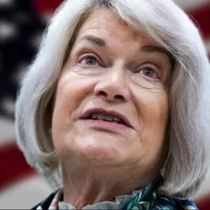 CLARITY Act risks 4-year delay, says Lummis amid Senate inaction