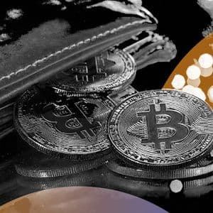 Bitcoin's Next Move Hinges on $82K CME Gap as Earnings, FOMC Loom