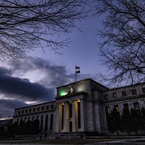 Bitcoin Surges Past $117K as Trump Taps Stephen Miran for Federal Reserve