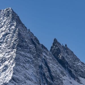 Watch Out for Potential Bitcoin Double Top as Bulls Fail to Break $122K Again
