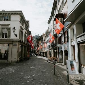 Swiss central bank bitcoin reserve push fails over signature shortfall