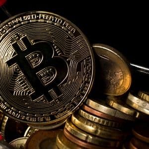 Bitcoin regains some momentum, rises 4.5%
