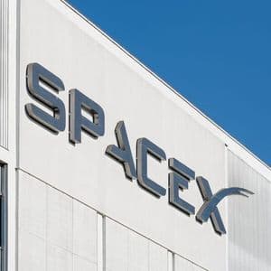 Elon Musk Merges xAI Into SpaceX to Launch AI Projects Beyond Earth