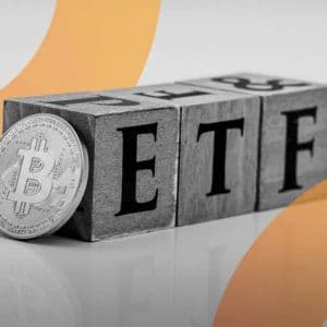 Bitcoin ETFs Lose $648M as Strive Stacks 382 BTC, HRF Debuts Nonprofit Playbook