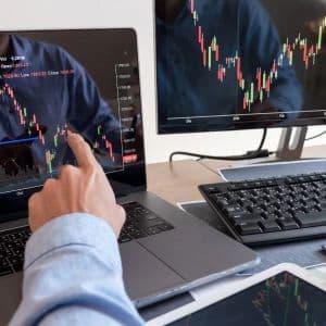 Cryptocurrency Market Stirs Enthusiasm as Bitcoin Holds Strong