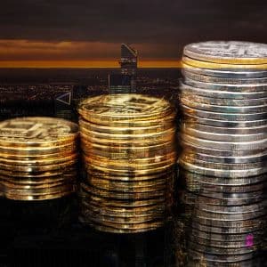 Bitcoin Challenges: Navigating a Sea of Red in the Cryptosphere