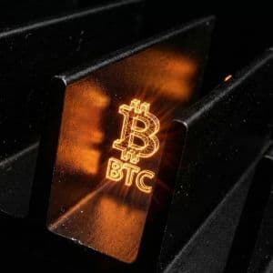 Bitcoin holds steady at $77,911 with USDC up to $7.5B