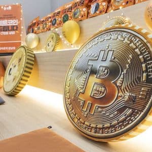 Crypto-Hoarding Firms Pose Fresh Threat to Market After Selloff