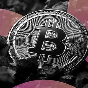 Bitcoin Risks Further Slide as Momentum Weakens Below Key Support