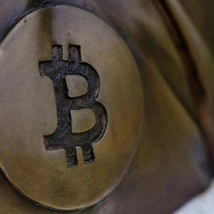 Satoshi-era bitcoin at center of $285 billion lawsuit moves after 14 years