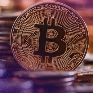 70% of Institutions Say Bitcoin is Undervalued Despite 30% Crash – Bitcoin About to Rally?