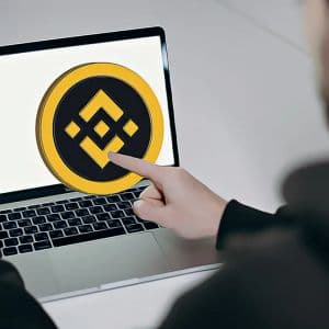 BNB holds at $644 as AI-powered SDK goes live